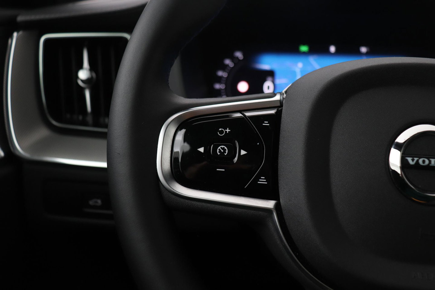 Volvo XC60 T8 Plug-in-hybrid Polestar Engineered | Bowers&Wilkins | 22 Inch | Head-Up | Panoramadak | 360° Camera | ACC