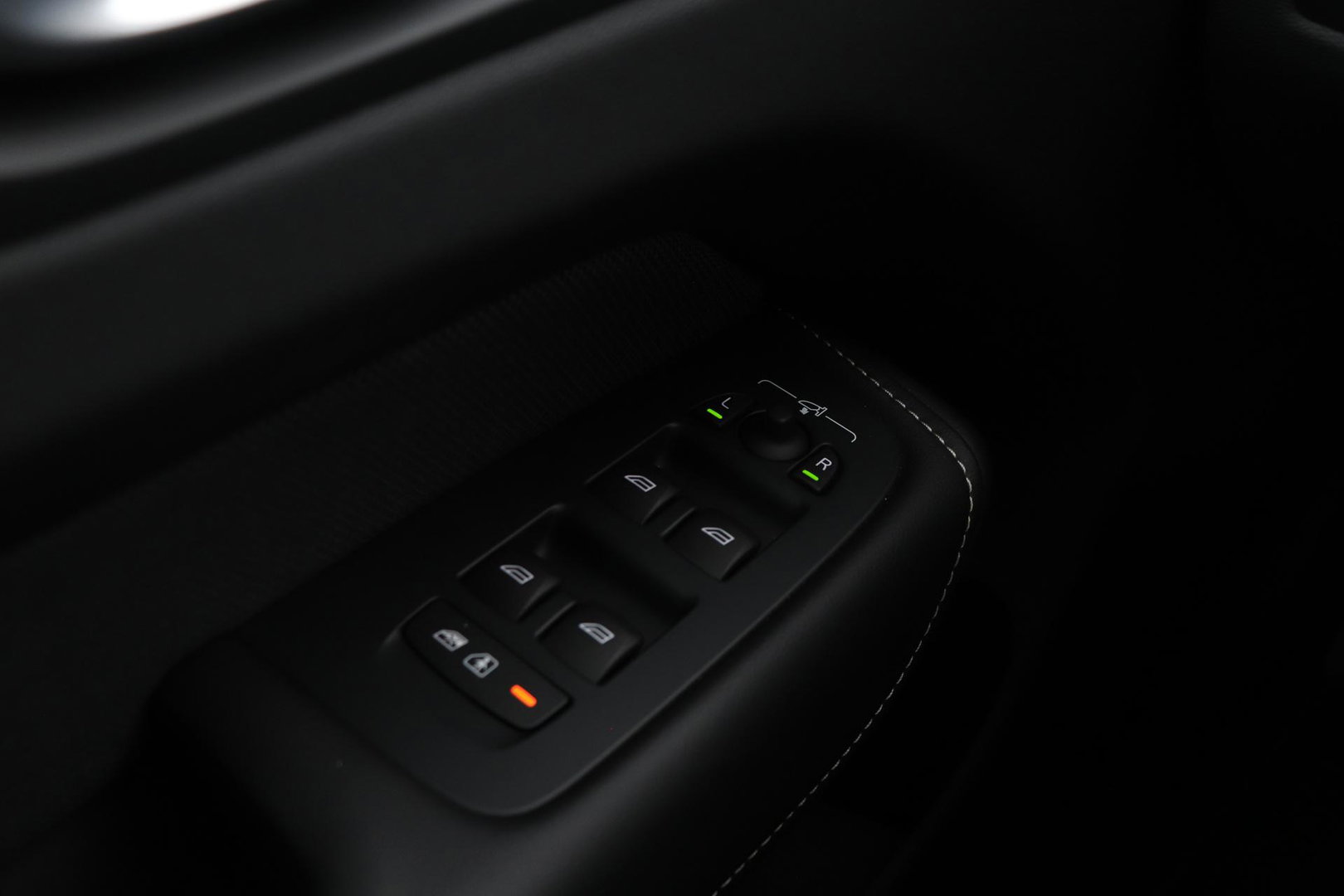 Volvo XC60 T8 Plug-in-hybrid Polestar Engineered | Bowers&Wilkins | 22 Inch | Head-Up | Panoramadak | 360° Camera | ACC