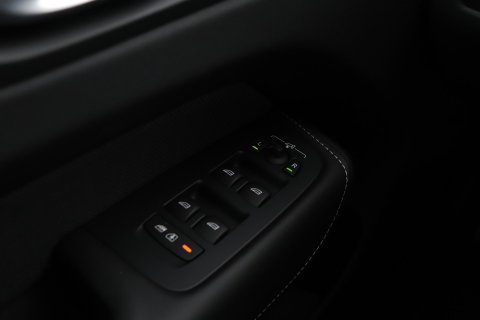 Volvo XC60 T8 Plug-in-hybrid Polestar Engineered | Bowers&Wilkins | 22 Inch | Head-Up | Panoramadak | 360° Camera | ACC