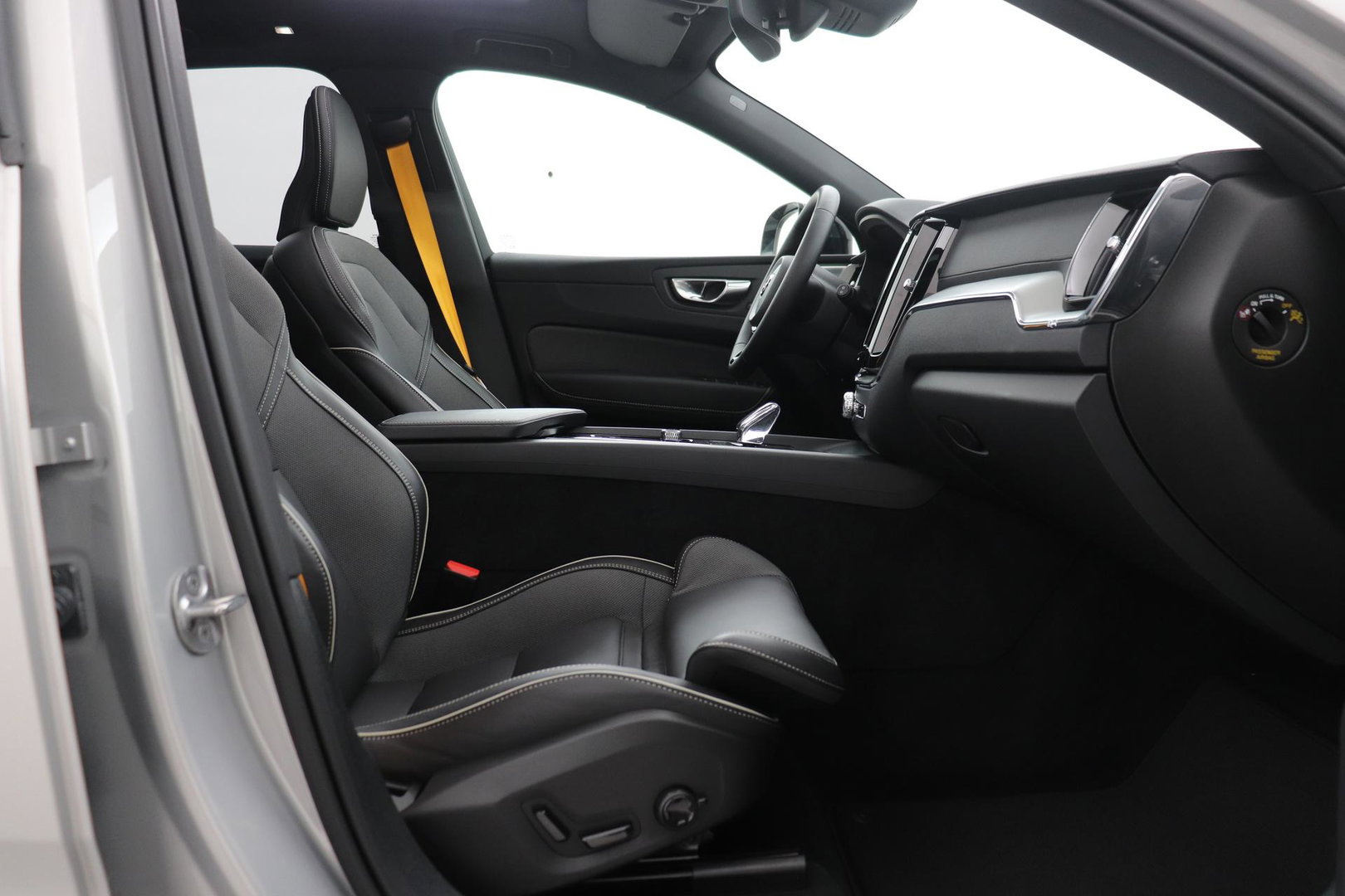 Volvo XC60 T8 Plug-in-hybrid Polestar Engineered | Bowers&Wilkins | 22 Inch | Head-Up | Panoramadak | 360° Camera | ACC