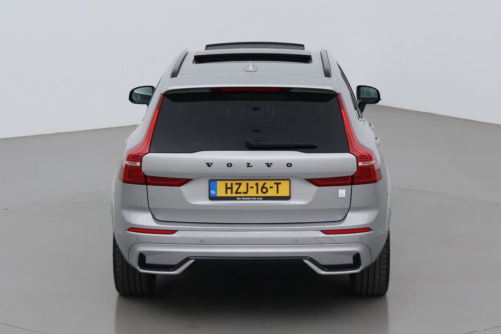 Volvo XC60 T8 Plug-in-hybrid Polestar Engineered | Bowers&Wilkins | 22 Inch | Head-Up | Panoramadak | 360° Camera | ACC