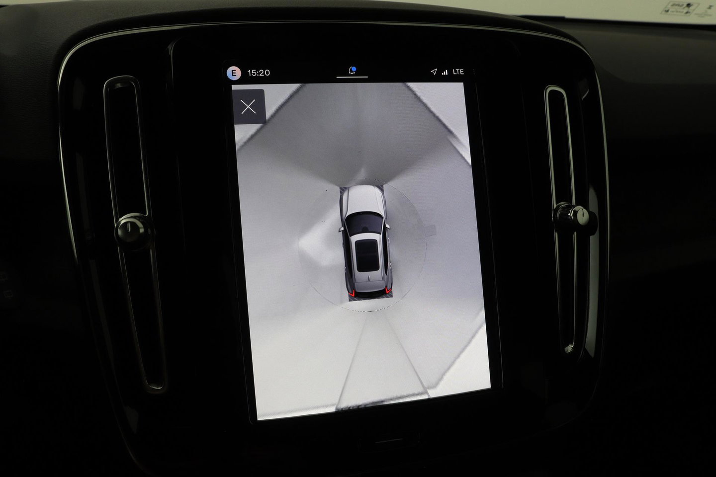 Volvo EX40 Single Motor Extended Range Plus Black Ed. 82 kWh | 360° Camera | ACC | 20 Inch | Stoel+Stuurverwarming | Harman/Kardon