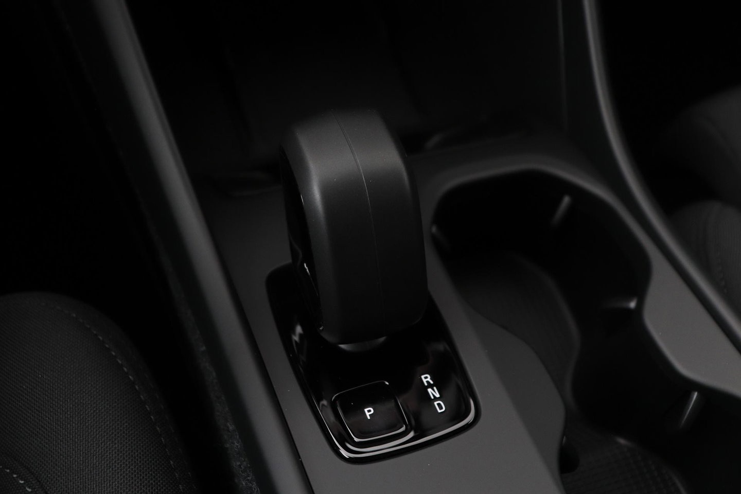 Volvo EX40 Single Motor Extended Range Plus Black Ed. 82 kWh | 360° Camera | ACC | 20 Inch | Stoel+Stuurverwarming | Harman/Kardon