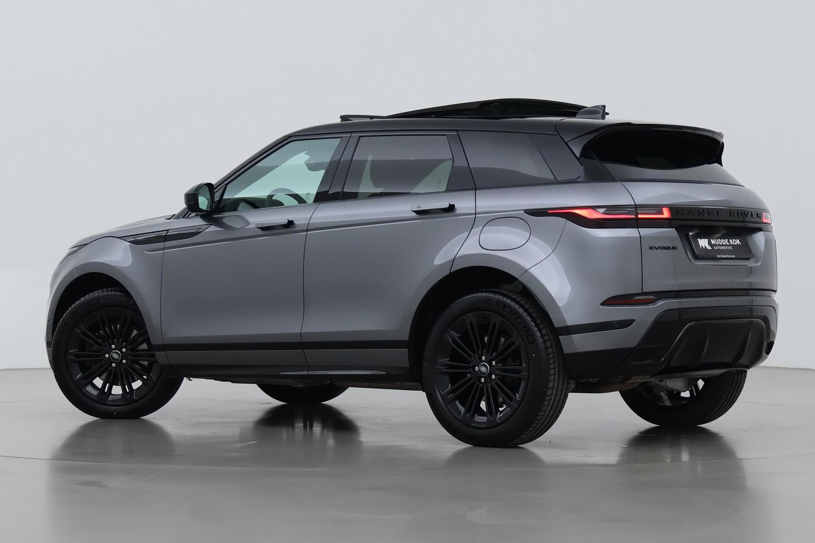 Land Rover Range Rover Evoque P270e PHEV Dynamic SE | Black Pack | Panoramadak | 360° Camera | ACC | 20 Inch