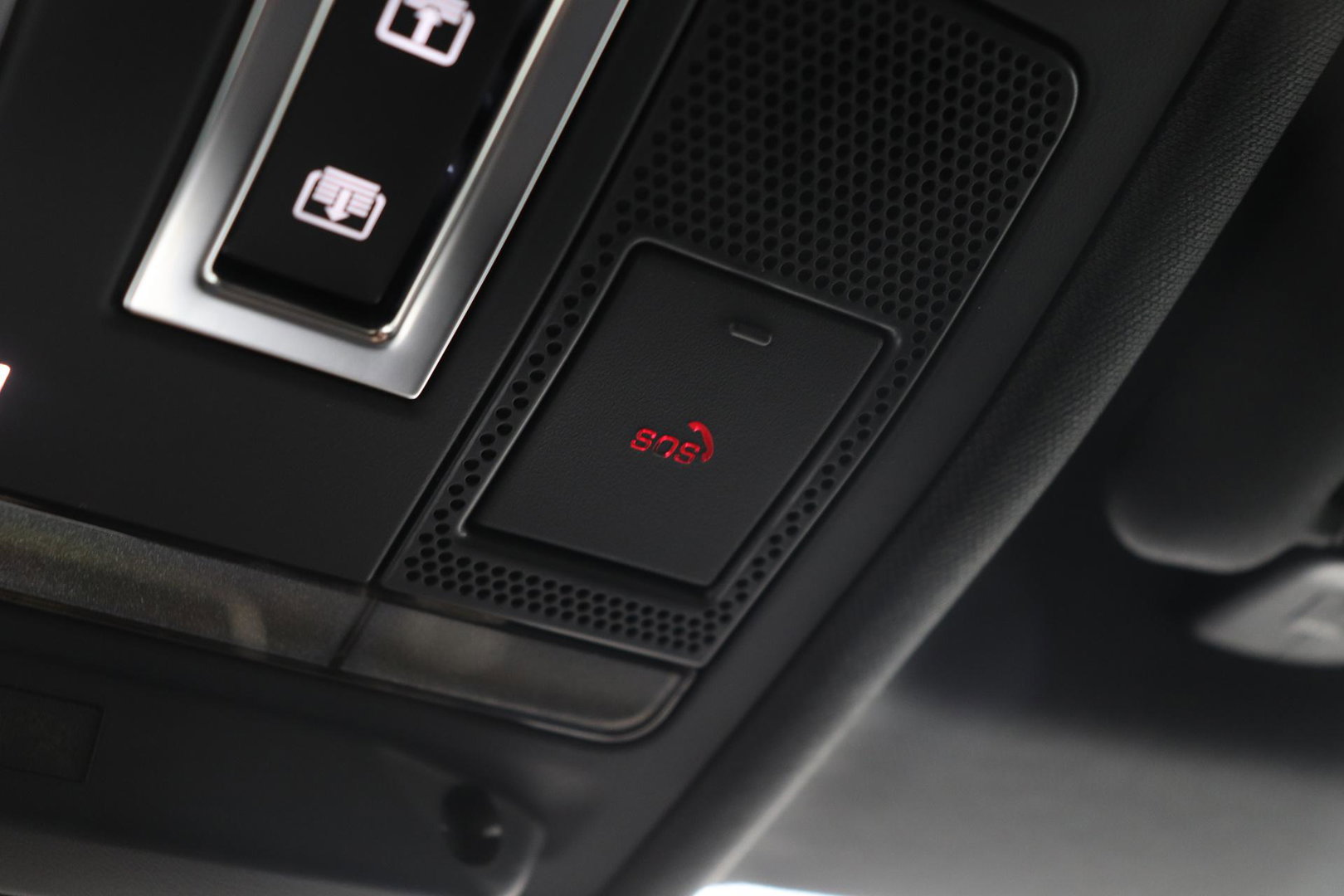 Land Rover Range Rover Evoque P270e PHEV Dynamic SE | Black Pack | Panoramadak | 360° Camera | ACC | 20 Inch