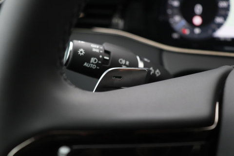 Land Rover Range Rover Evoque P270e PHEV Dynamic SE | Black Pack | Panoramadak | 360° Camera | ACC | 20 Inch