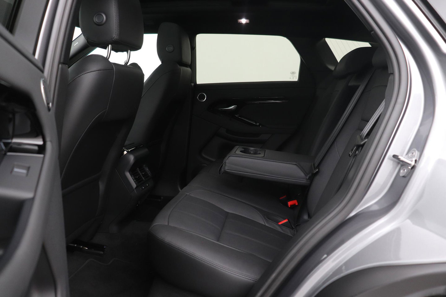 Land Rover Range Rover Evoque P270e PHEV Dynamic SE | Black Pack | Panoramadak | 360° Camera | ACC | 20 Inch