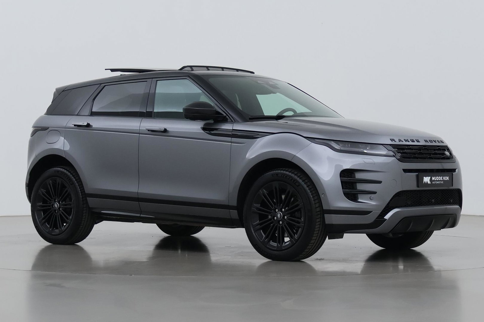 Land Rover Range Rover Evoque P270e PHEV Dynamic SE | Black Pack | Panoramadak | 360° Camera | ACC | 20 Inch
