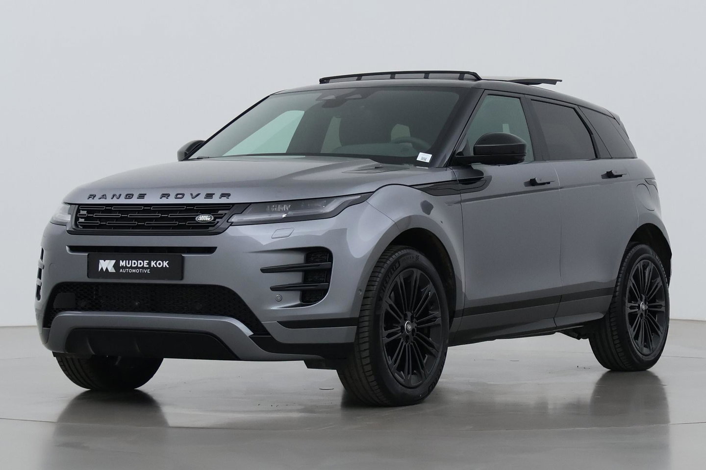 Land Rover Range Rover Evoque P270e PHEV Dynamic SE | Black Pack | Panoramadak | 360° Camera | ACC | 20 Inch