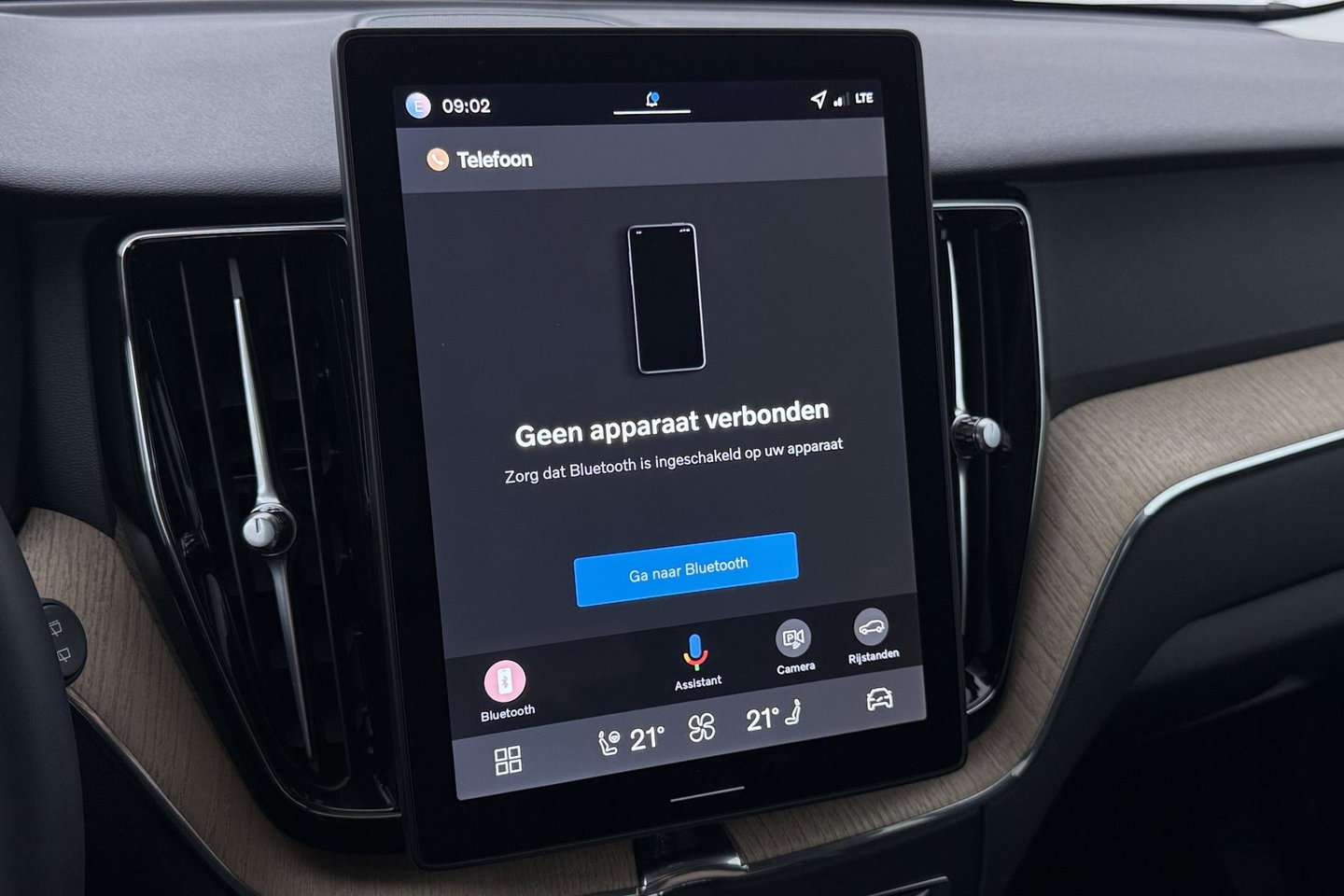 Volvo XC60 T8 Plug-in hybrid Plus Dark | ACC | Harman/Kardon | 360° Camera | Stoel+Stuurverwarming | BLIS | Memory