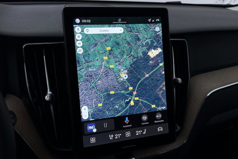 Volvo XC60 T8 Plug-in hybrid Plus Dark | ACC | Harman/Kardon | 360° Camera | Stoel+Stuurverwarming | BLIS | Memory