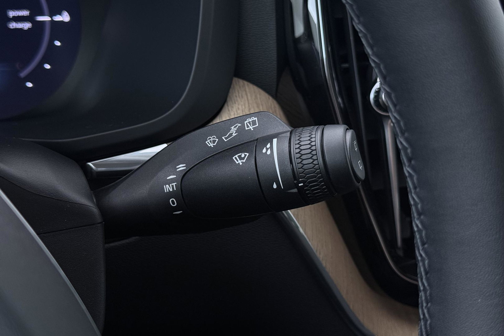 Volvo XC60 T8 Plug-in hybrid Plus Dark | ACC | Harman/Kardon | 360° Camera | Stoel+Stuurverwarming | BLIS | Memory