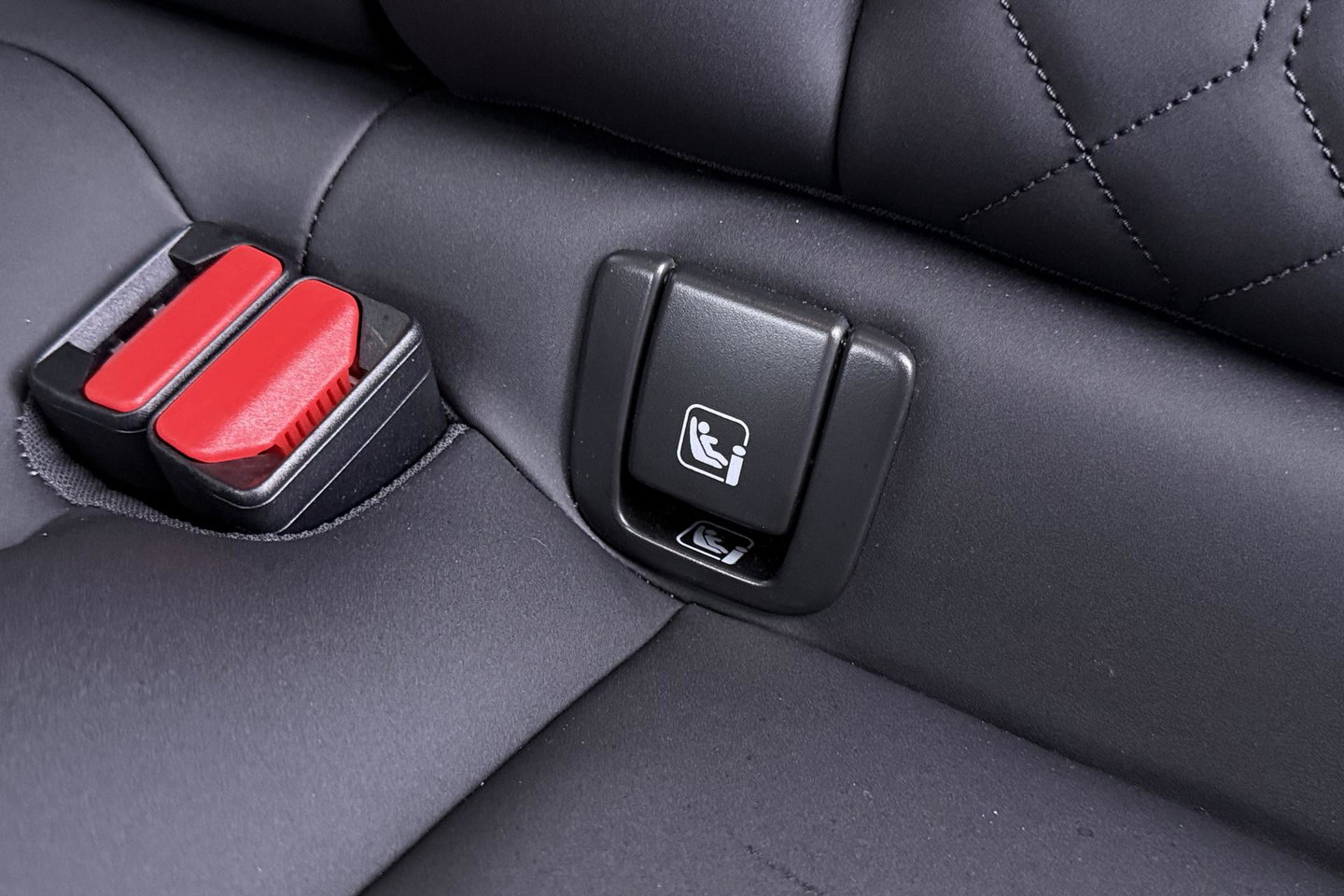 Volvo XC60 T8 Plug-in hybrid Plus Dark | ACC | Harman/Kardon | 360° Camera | Stoel+Stuurverwarming | BLIS | Memory