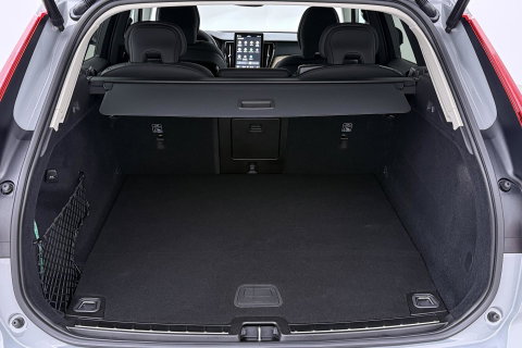 Volvo XC60 T8 Plug-in hybrid Plus Dark | ACC | Harman/Kardon | 360° Camera | Stoel+Stuurverwarming | BLIS | Memory