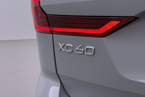 Volvo XC60 T8 Plug-in hybrid Plus Dark | ACC | Harman/Kardon | 360° Camera | Stoel+Stuurverwarming | BLIS | Memory