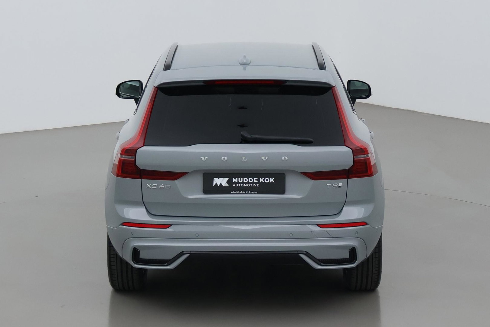 Volvo XC60 T8 Plug-in hybrid Plus Dark | ACC | Harman/Kardon | 360° Camera | Stoel+Stuurverwarming | BLIS | Memory