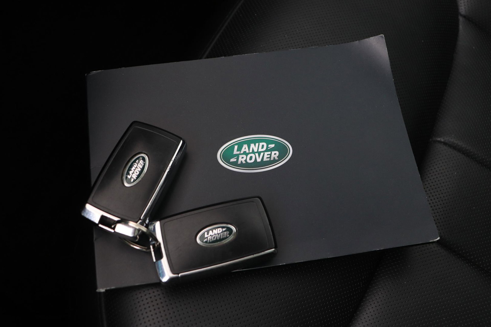 Land Rover Range Rover 3.0 D350 First Edition MHEV | ACC | Rear Seat Entertainment | Luchtvering | 23 Inch | 360° Camera | Massage | Trekhaak
