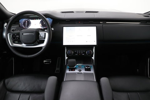 Land Rover Range Rover 3.0 D350 First Edition MHEV | ACC | Rear Seat Entertainment | Luchtvering | 23 Inch | 360° Camera | Massage | Trekhaak