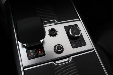 Land Rover Range Rover 3.0 D350 First Edition MHEV | ACC | Rear Seat Entertainment | Luchtvering | 23 Inch | 360° Camera | Massage | Trekhaak