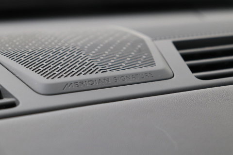 Land Rover Range Rover 3.0 D350 First Edition MHEV | ACC | Rear Seat Entertainment | Luchtvering | 23 Inch | 360° Camera | Massage | Trekhaak