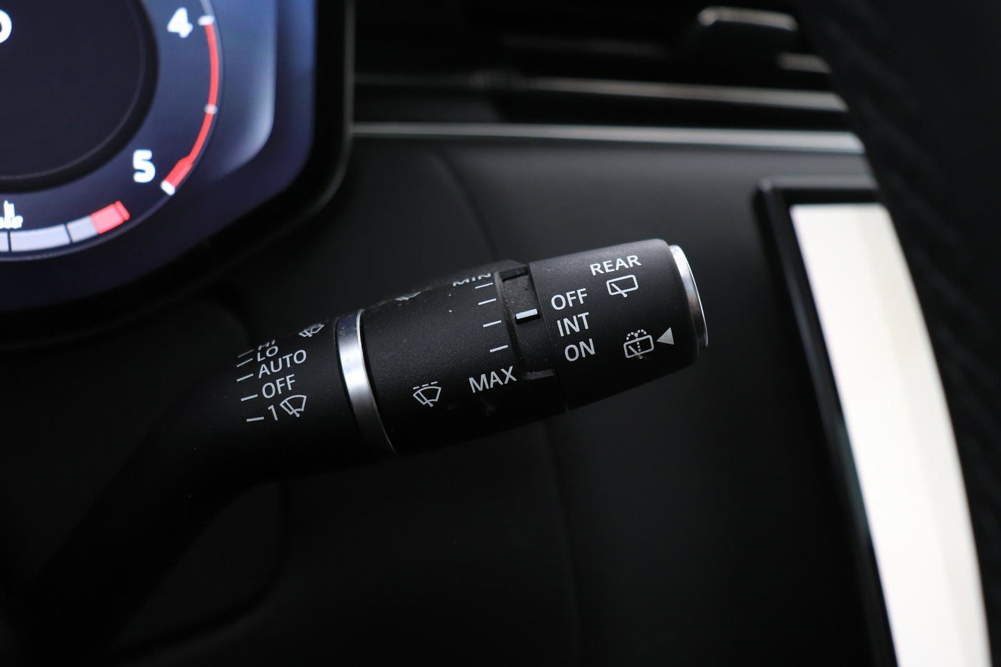 Land Rover Range Rover 3.0 D350 First Edition MHEV | ACC | Rear Seat Entertainment | Luchtvering | 23 Inch | 360° Camera | Massage | Trekhaak