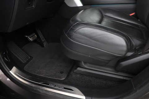 Land Rover Range Rover 3.0 D350 First Edition MHEV | ACC | Rear Seat Entertainment | Luchtvering | 23 Inch | 360° Camera | Massage | Trekhaak