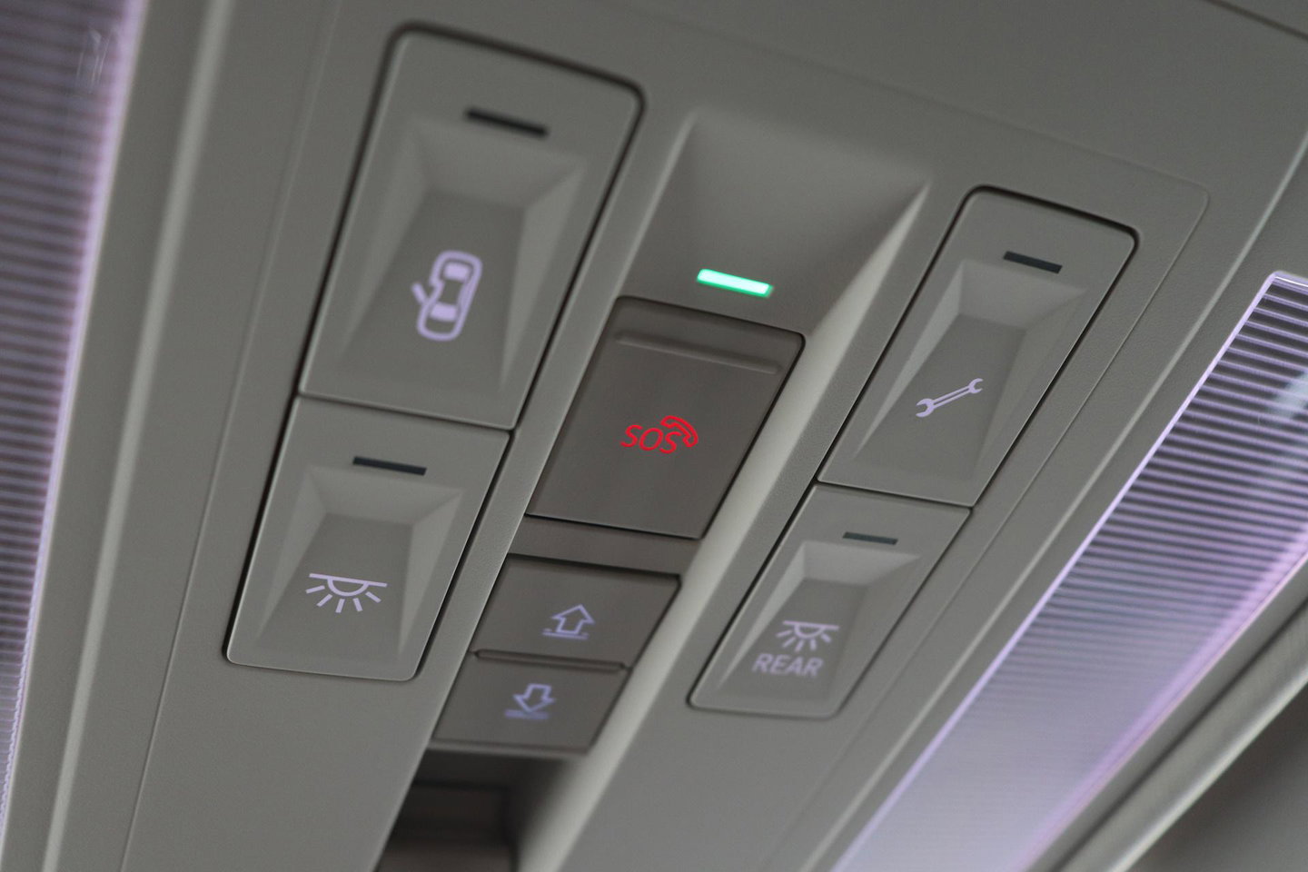 Volkswagen Touareg 3.0 TSi eHybrid 4MOTION Elegance | Luchtvering | Trekhaak | Panoramadak | Head-Up | 360 Camera | Ventilatie | Stoel+Stuurverwarming