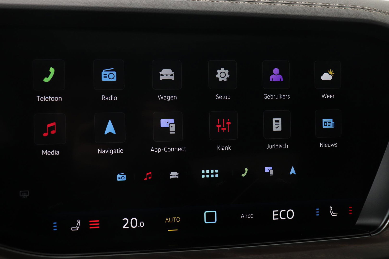 Volkswagen Touareg 3.0 TSi eHybrid 4MOTION Elegance | Luchtvering | Trekhaak | Panoramadak | Head-Up | 360 Camera | Ventilatie | Stoel+Stuurverwarming