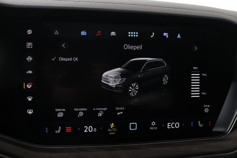 Volkswagen Touareg 3.0 TSi eHybrid 4MOTION Elegance | Luchtvering | Trekhaak | Panoramadak | Head-Up | 360 Camera | Ventilatie | Stoel+Stuurverwarming