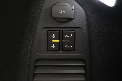Volkswagen Touareg 3.0 TSi eHybrid 4MOTION Elegance | Luchtvering | Trekhaak | Panoramadak | Head-Up | 360 Camera | Ventilatie | Stoel+Stuurverwarming