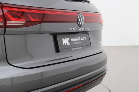 Volkswagen Touareg 3.0 TSi eHybrid 4MOTION Elegance | Luchtvering | Trekhaak | Panoramadak | Head-Up | 360 Camera | Ventilatie | Stoel+Stuurverwarming