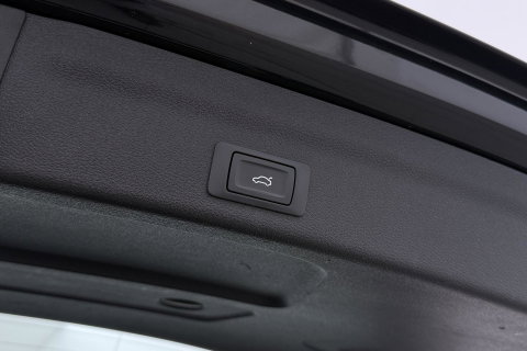 Audi A6 Avant 45 TFSI Design Pro Line Plus | ACC | Trekhaak | Stoelverwarming | Elektrische Achterklep | Navigatie | LED | 18 Inch