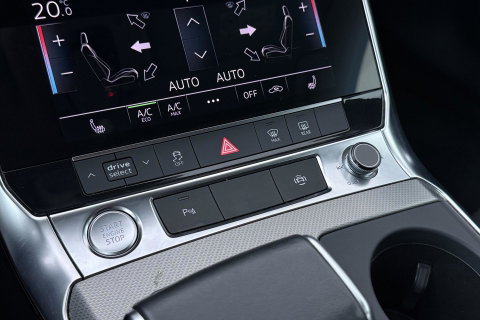 Audi A6 Avant 45 TFSI Design Pro Line Plus | ACC | Trekhaak | Stoelverwarming | Elektrische Achterklep | Navigatie | LED | 18 Inch