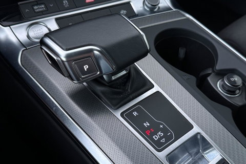 Audi A6 Avant 45 TFSI Design Pro Line Plus | ACC | Trekhaak | Stoelverwarming | Elektrische Achterklep | Navigatie | LED | 18 Inch