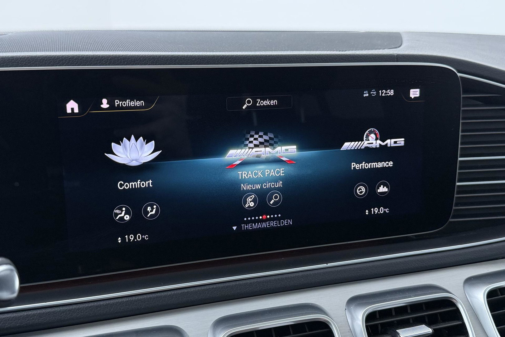 Mercedes-Benz GLE AMG 53 4MATIC+ Premium Plus | ACC | Luchtvering | Panoramadak | Burmester | Sportuitlaat | Head-Up