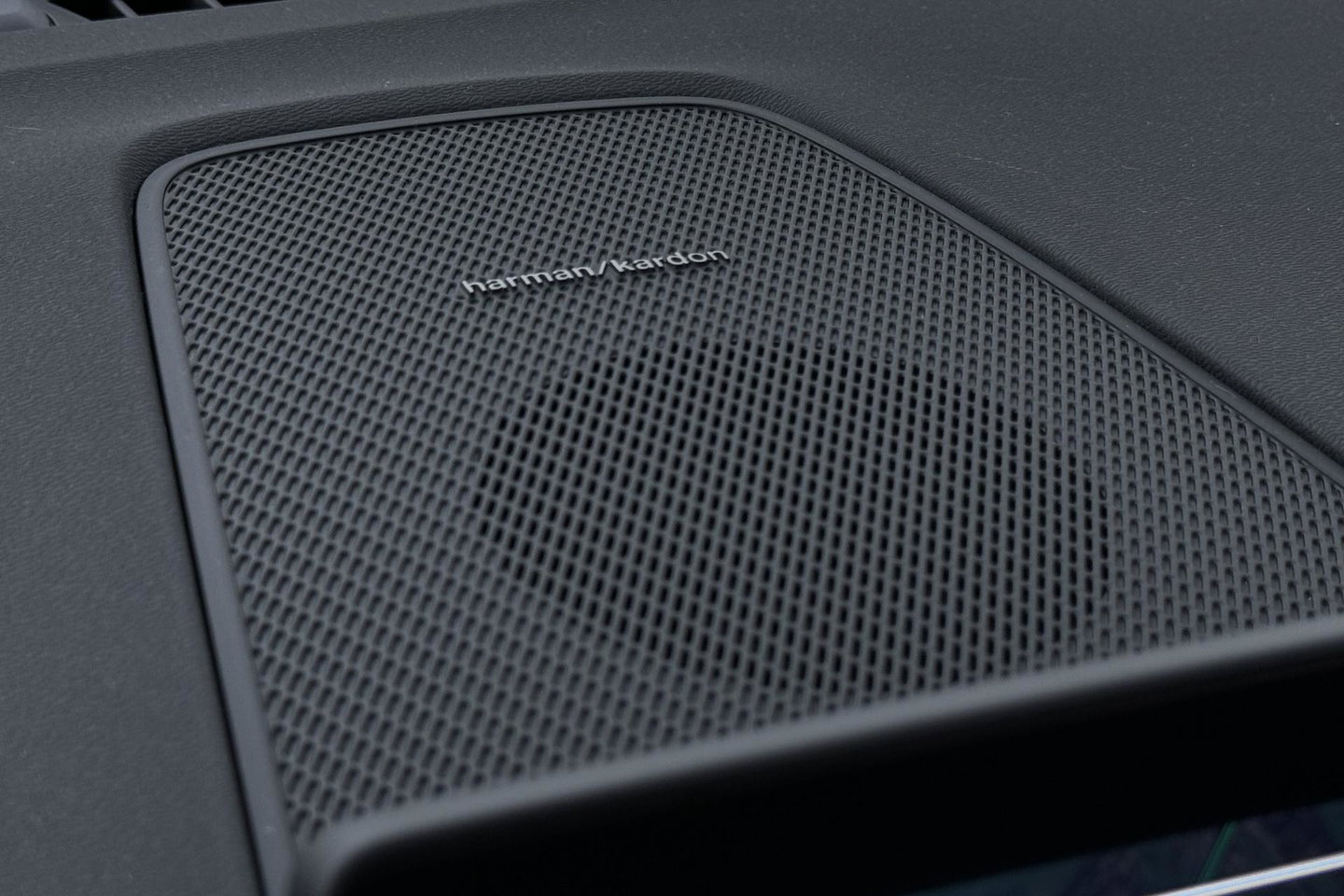 Volvo XC60 T8 Plug-in hybrid Plus Black Edition | ACC | Panoramadak | Harman/Kardon | 360° Camera | Head-Up | 21 inch