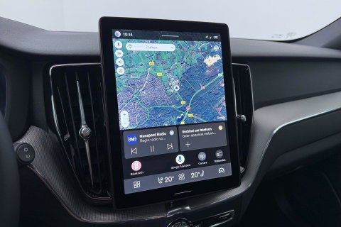 Volvo XC60 T8 Plug-in hybrid Plus Black Edition | ACC | Panoramadak | Harman/Kardon | 360° Camera | Head-Up | 21 inch