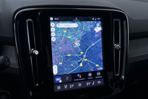 Volvo XC40 2.0 B3 Plus Dark | ACC | 360° Camera | Harman/Kardon | Memory | Stoel+Stuurverwarming | 19 Inch
