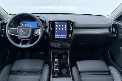 Volvo XC40 2.0 B3 Plus Dark | ACC | 360° Camera | Harman/Kardon | Memory | Stoel+Stuurverwarming | 19 Inch