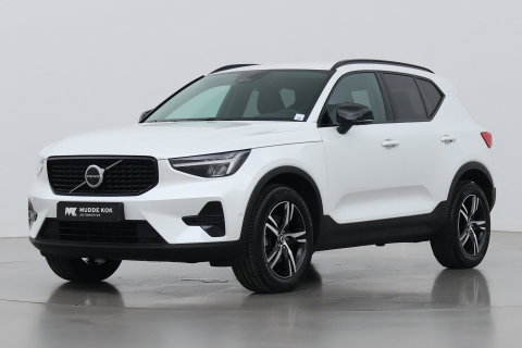 Volvo XC40 2.0 B3 Plus Dark | ACC | 360° Camera | Harman/Kardon | Memory | Stoel+Stuurverwarming | 19 Inch