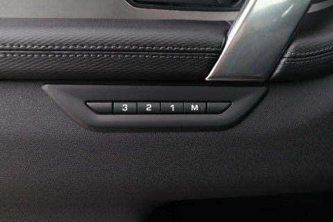Land Rover Discovery Sport P270e PHEV Dynamic SE | NIEUW! | Panoramadak | Trekhaak | ACC | Meridian | Stoel+Stuurverwarming