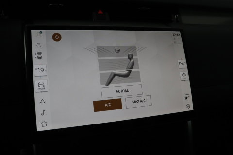 Land Rover Discovery Sport P270e PHEV Dynamic SE | NIEUW! | Panoramadak | Trekhaak | ACC | Meridian | Stoel+Stuurverwarming