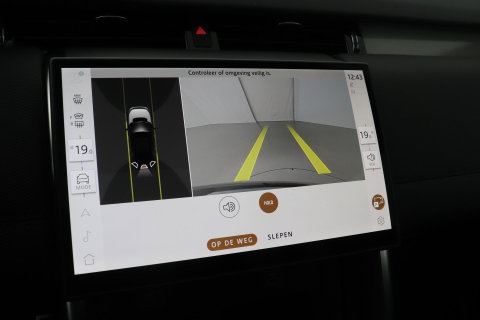 Land Rover Discovery Sport P270e PHEV Dynamic SE | NIEUW! | Panoramadak | Trekhaak | ACC | Meridian | Stoel+Stuurverwarming