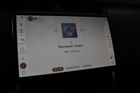 Land Rover Discovery Sport P270e PHEV Dynamic SE | NIEUW! | Panoramadak | Trekhaak | ACC | Meridian | Stoel+Stuurverwarming