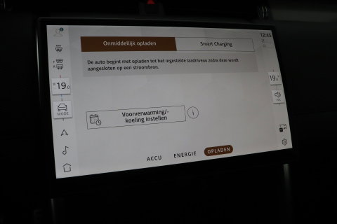 Land Rover Discovery Sport P270e PHEV Dynamic SE | NIEUW! | Panoramadak | Trekhaak | ACC | Meridian | Stoel+Stuurverwarming