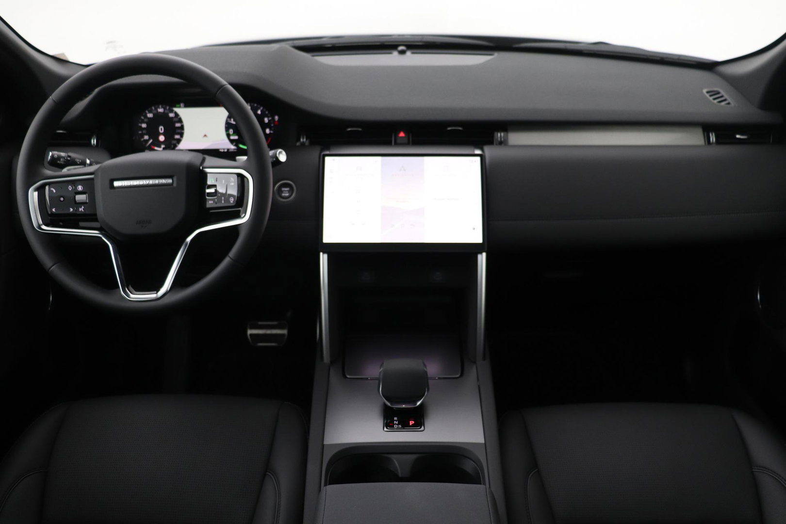 Land Rover Discovery Sport P270e PHEV Dynamic SE | NIEUW! | Panoramadak | Trekhaak | ACC | Meridian | Stoel+Stuurverwarming