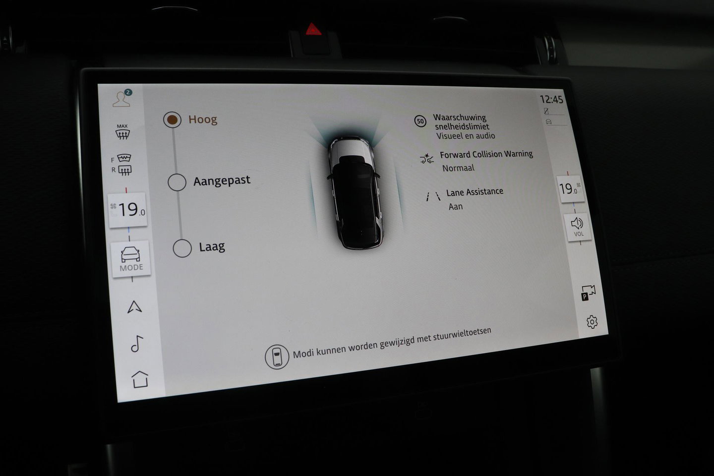 Land Rover Discovery Sport P270e PHEV Dynamic SE | NIEUW! | Panoramadak | Trekhaak | ACC | Meridian | Stoel+Stuurverwarming
