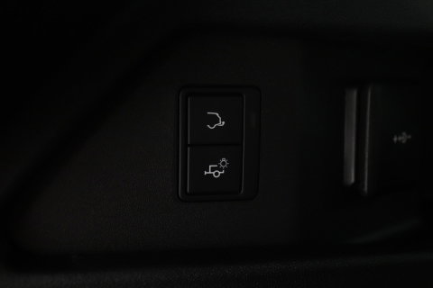 Land Rover Discovery Sport P270e PHEV Dynamic SE | NIEUW! | Panoramadak | Trekhaak | ACC | Meridian | Stoel+Stuurverwarming