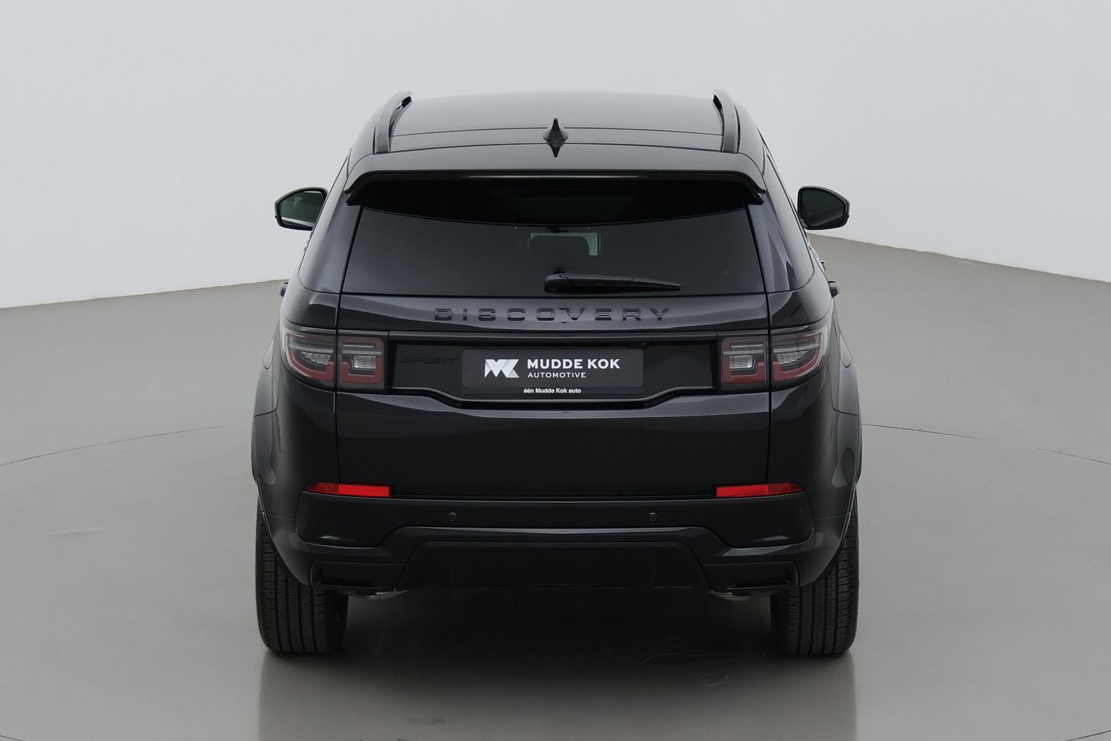 Land Rover Discovery Sport P270e PHEV Dynamic SE | NIEUW! | Panoramadak | Trekhaak | ACC | Meridian | Stoel+Stuurverwarming