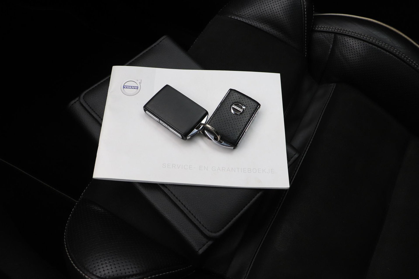 Volvo XC90 T8 Twin Engine R-Design | 7P | ACC | Panoramadak | Bowers&Wilkins | 360° Camera | Head-Up | Trekhaak